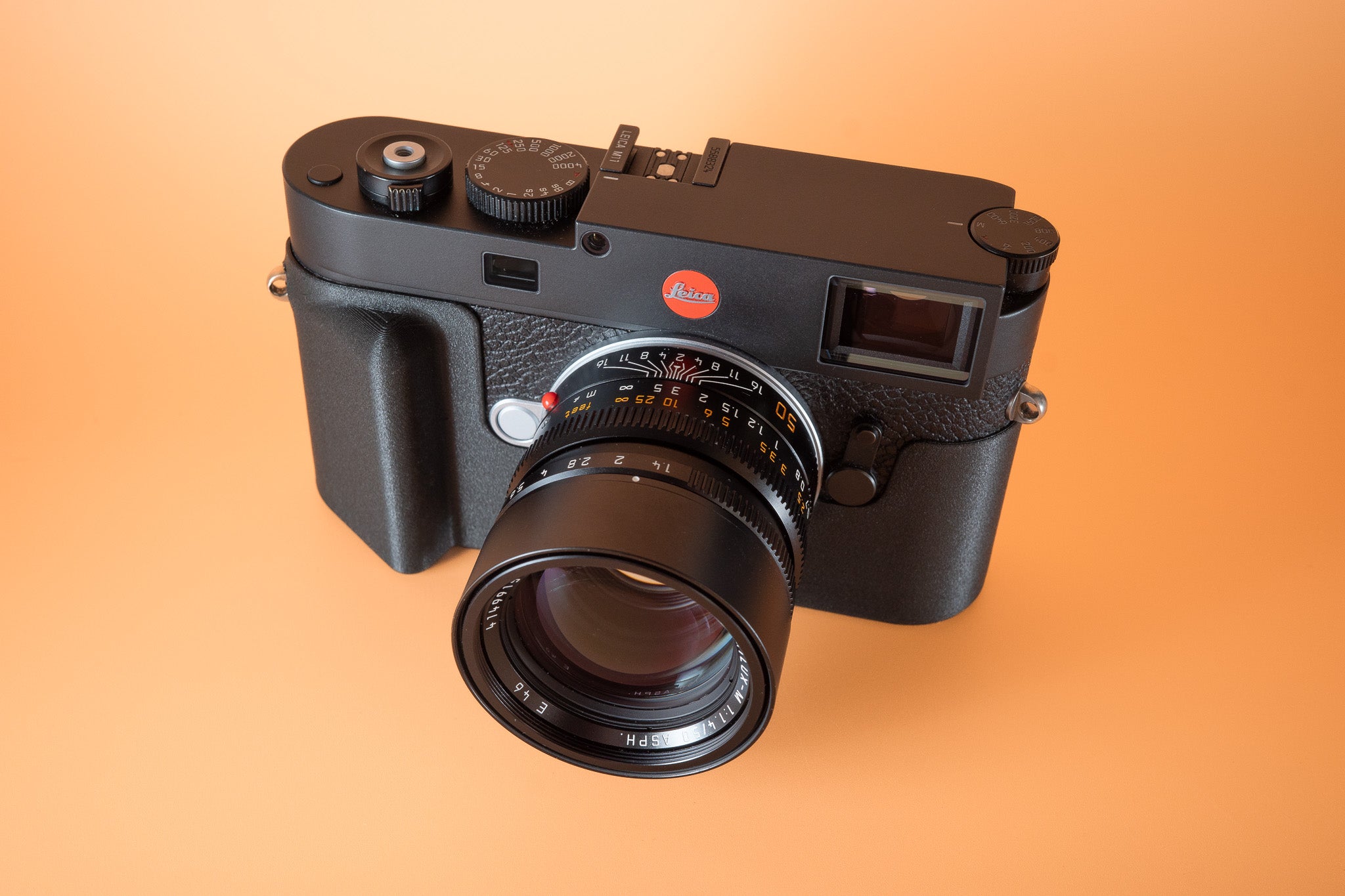 Leica M11 ブラック Amazon.com : Leica M11 Monochrom Digital Rangefinder Camera