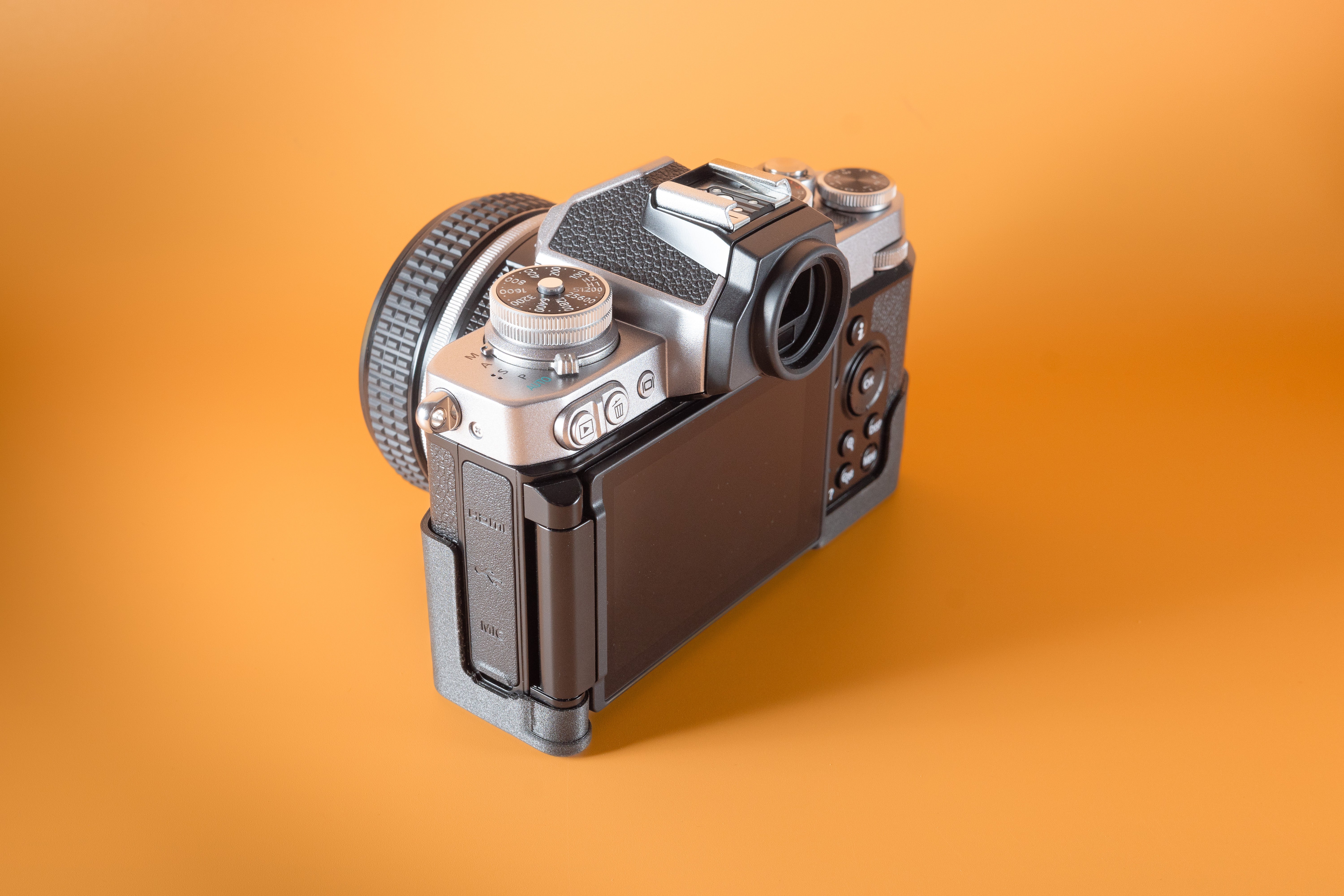 Nikon Zfc · Slim Skin Case – Akara Labs
