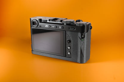 FUJIFILM X-E5 · Slim Skin Case