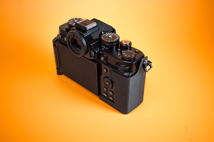 Nikon Zf · Slim Skin Case
